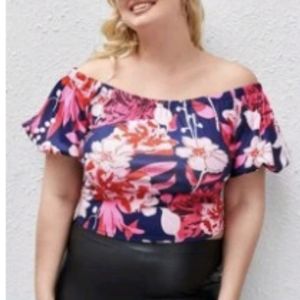 Floral Puffy Sleeve Crop Top